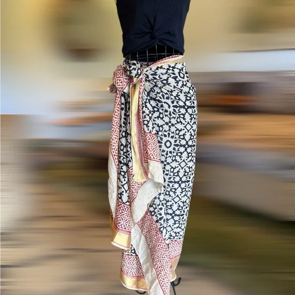 Bohemian Black and Red Patterned Scarf - Picture 4 of 5